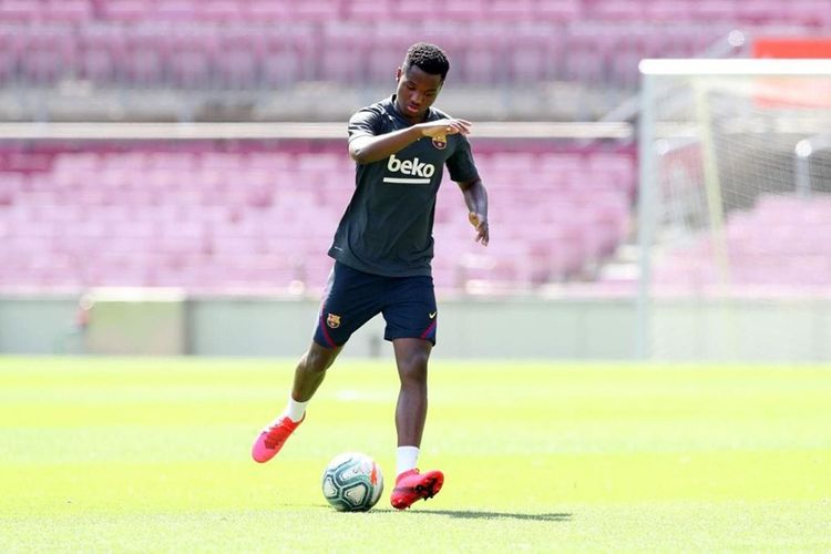 Katalon klubu müqaviləni uzadır​